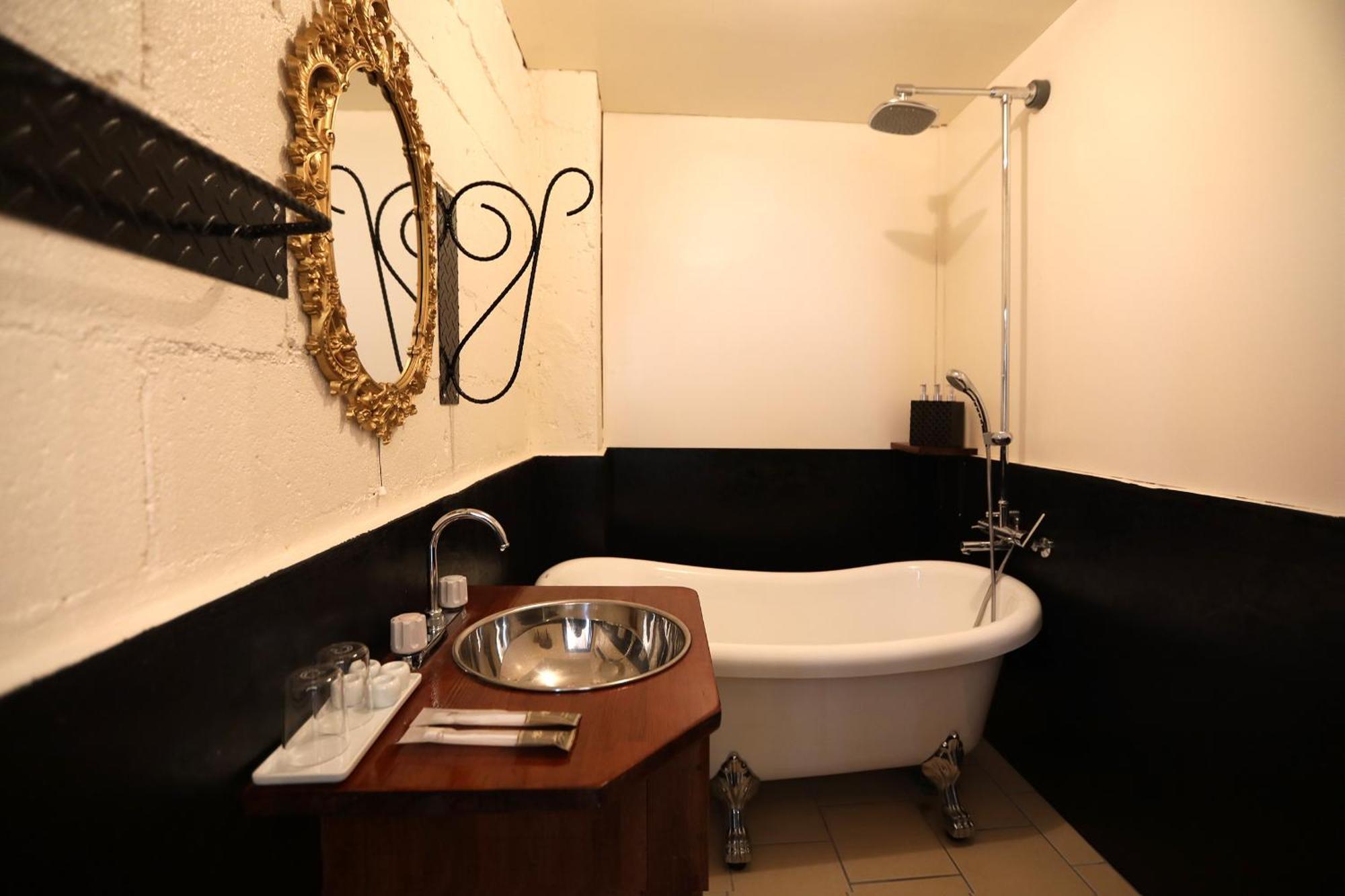 Tripshot Hotels Okinawa Koza Екстериор снимка